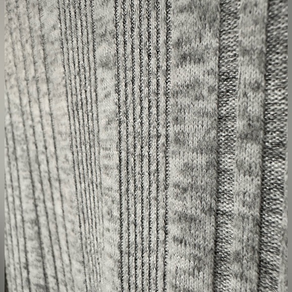 SHEIN Rolled Neck Rib-Knit Tee - Picture 2 of 6